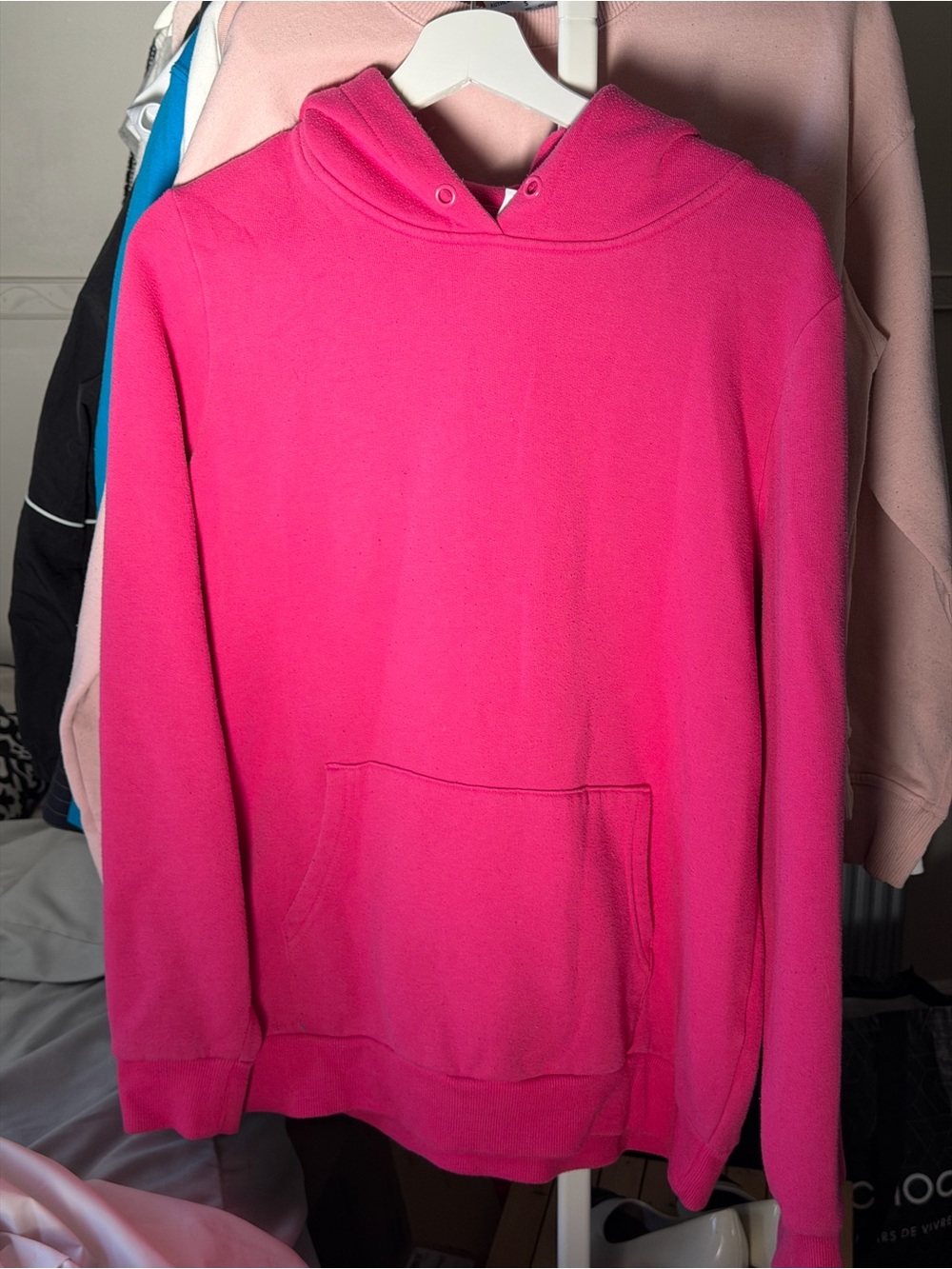 Simons Men's Bright Hot Pink Pullover Hoodie